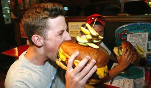 man_eats_giant_burger