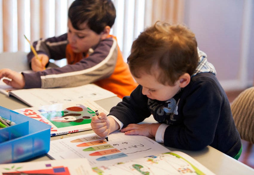 Cómo integrar a niños con Autismo o Asperger a escuelas regulares