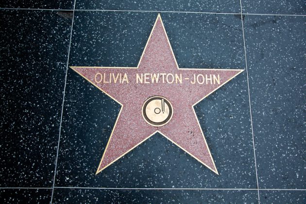 olivia newton john muere 8 de agosto