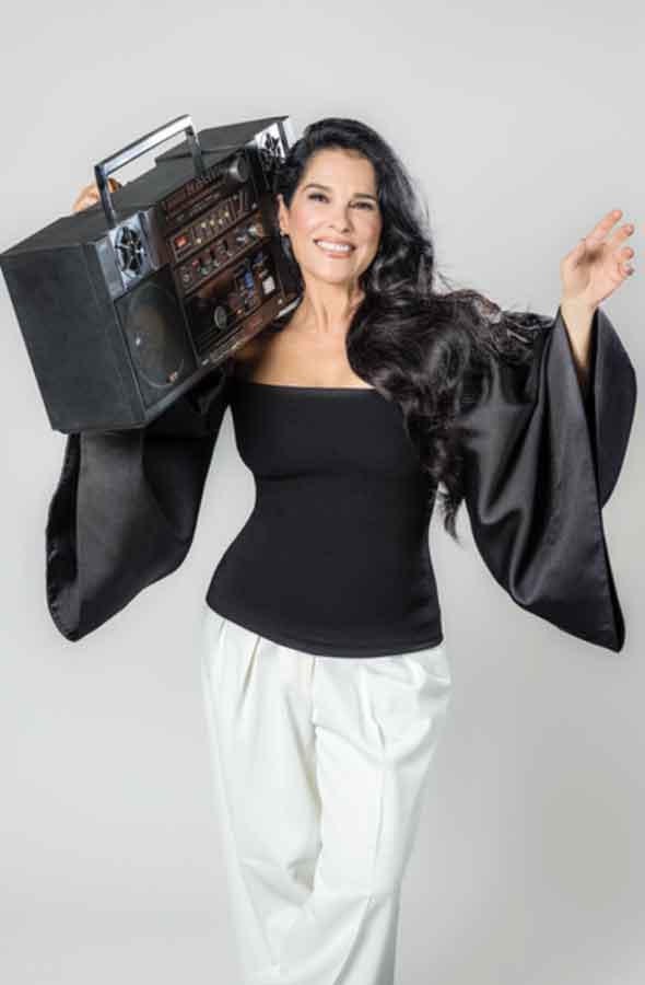 martha-debayle-es-mujer-exposicion-chapultepec