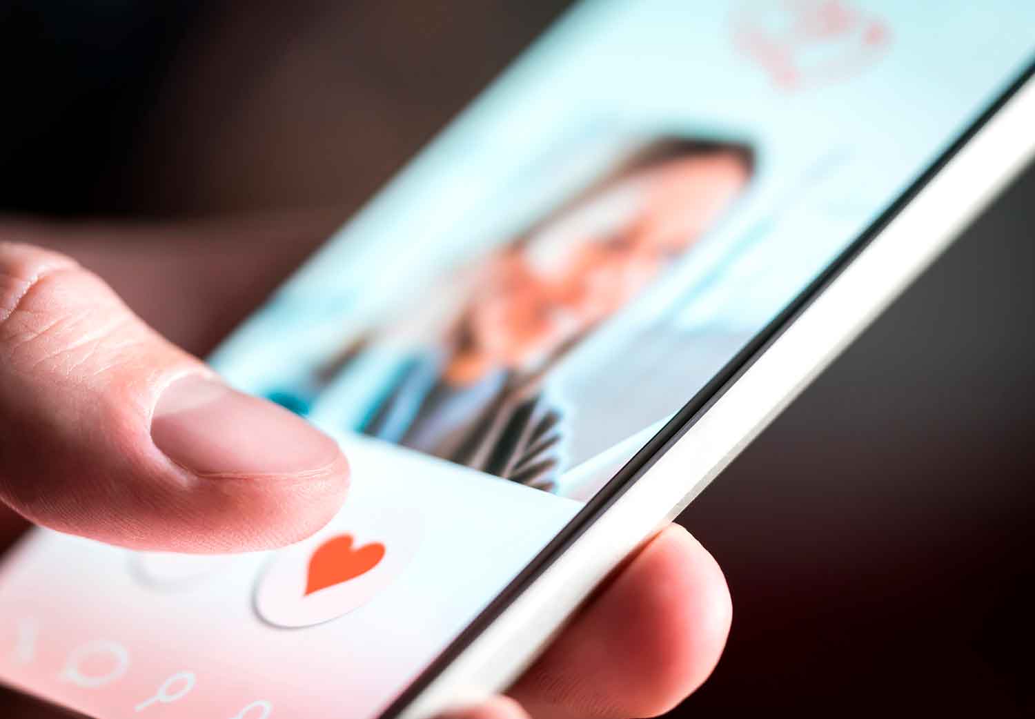 apps-de-citas-muriendo-martha-debayle