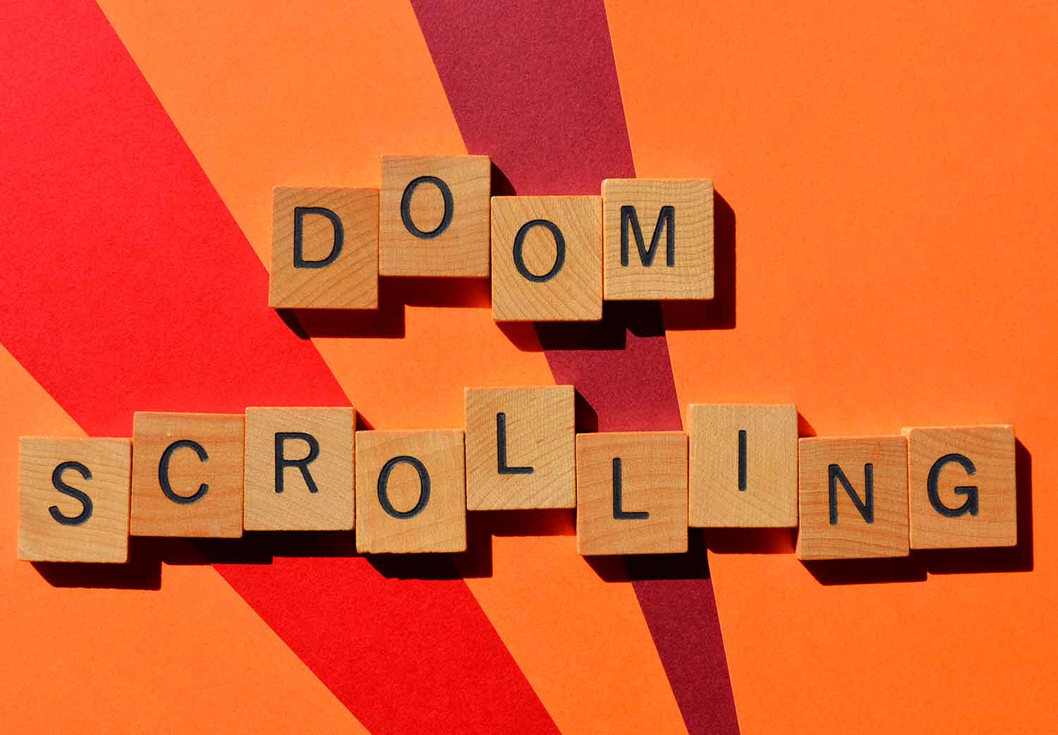 que-es-doomscrolling-y-como-afecta-el-cerebro